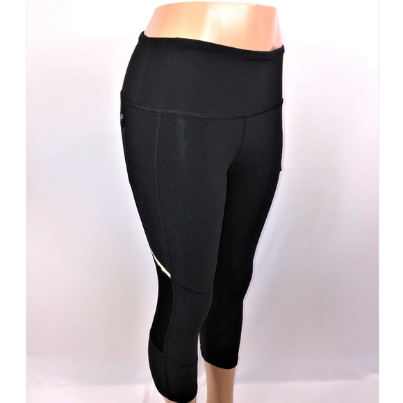 Hind Pants & Jumpsuits Hind Black Capri Leggings With Keycell
